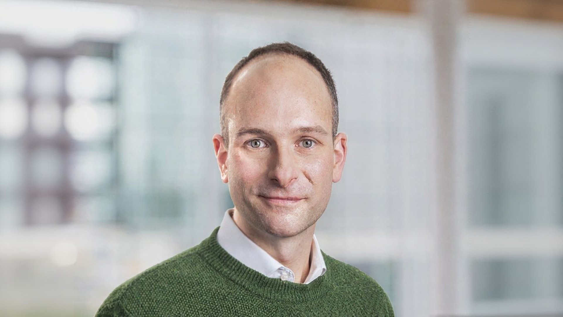 AI দিয়ে অর্থনৈতিক বৈষম্য দূর করতে, বিলিয়নিয়ারদের মানবকল্যাণে ১ বিলিয়ন ডলার দান