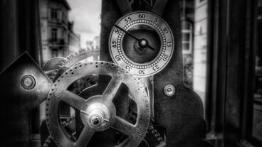 টাইম মেশিন: কল্পনা থেকে সম্ভাবনার পথে