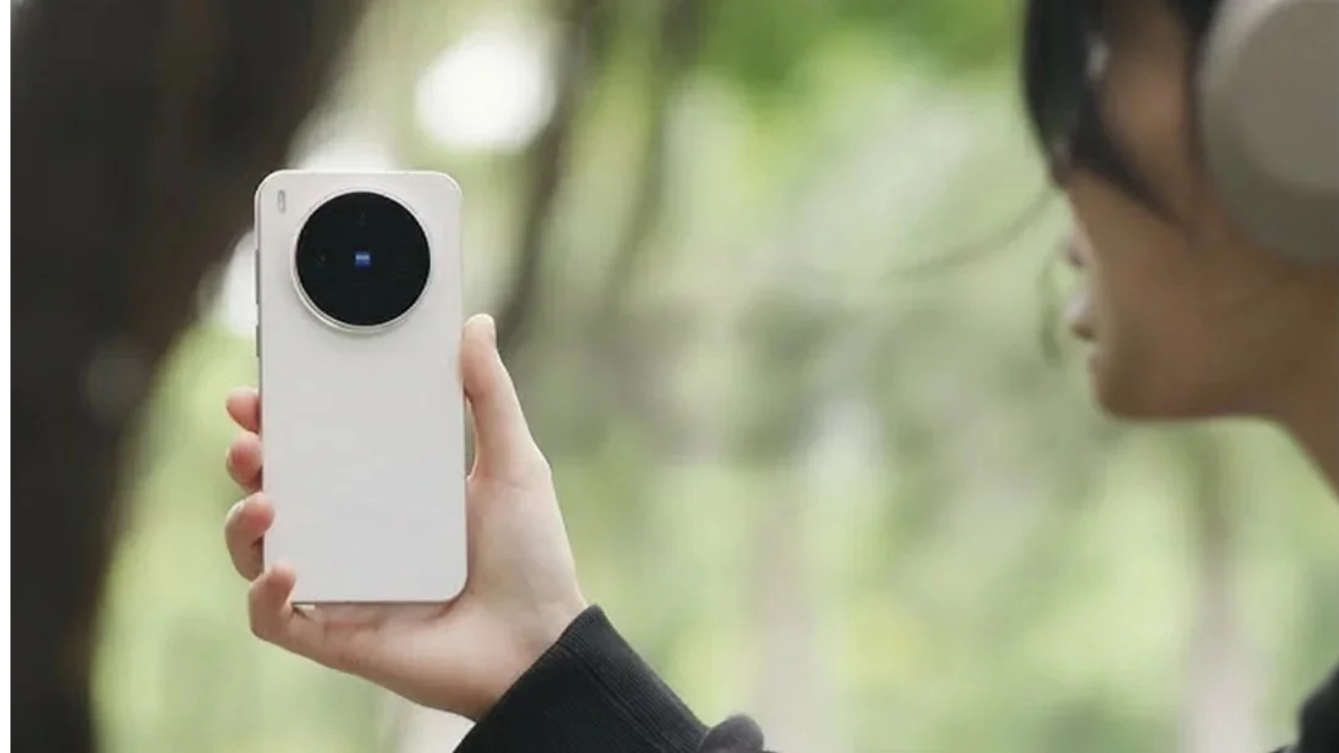 Vivo X300! ফ্ল্যাগশিপ Killer নাকি শুধু Hype?