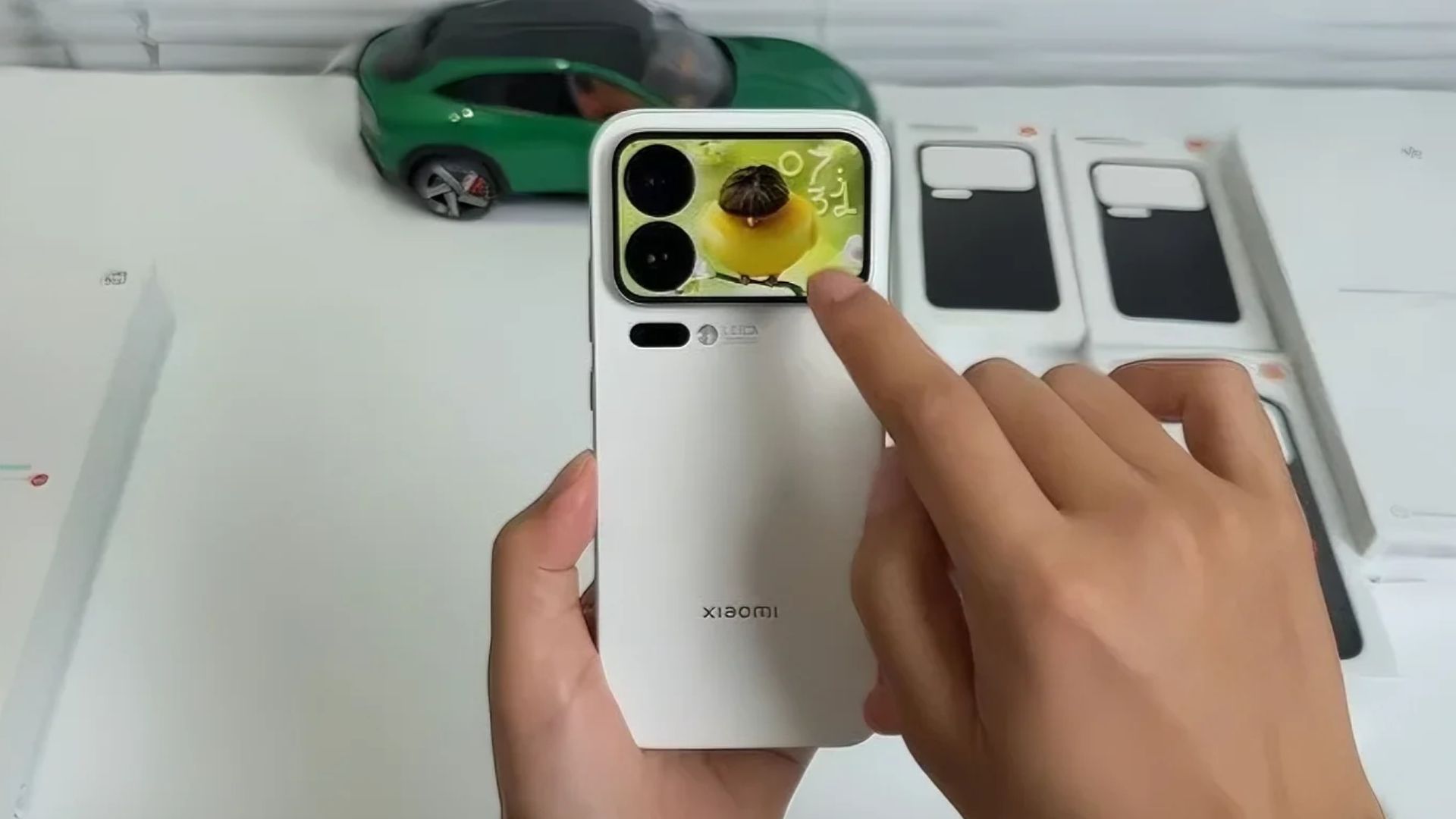 Xiaomi 17 Pro Max: গরিবের আইফোন! কিন্তু মানে আগুন!