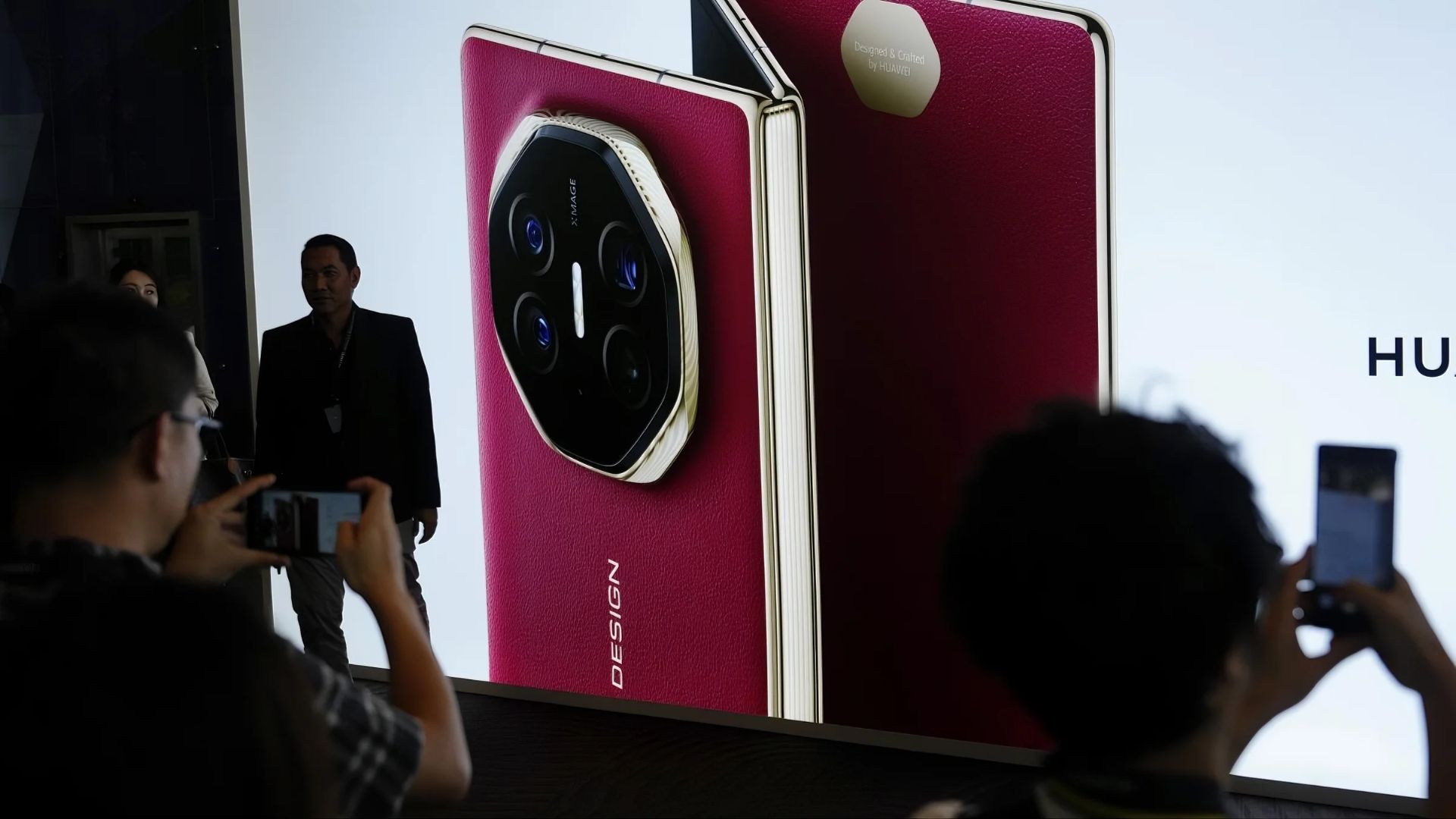 Huawei Mate 80 Pro+: ডাবল পেরিস্কোপে ছবি হবে রূপকথার মতো!