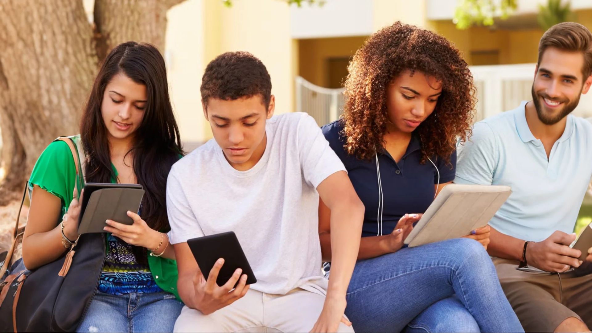 Poco Pad M1 ট্যাবলেট এর স্পেকস লিক! সত্যি কি এটা রিব্র্যান্ডিং? Redmi-কে টেক্কা দিতে Poco-র নতুন চাল!