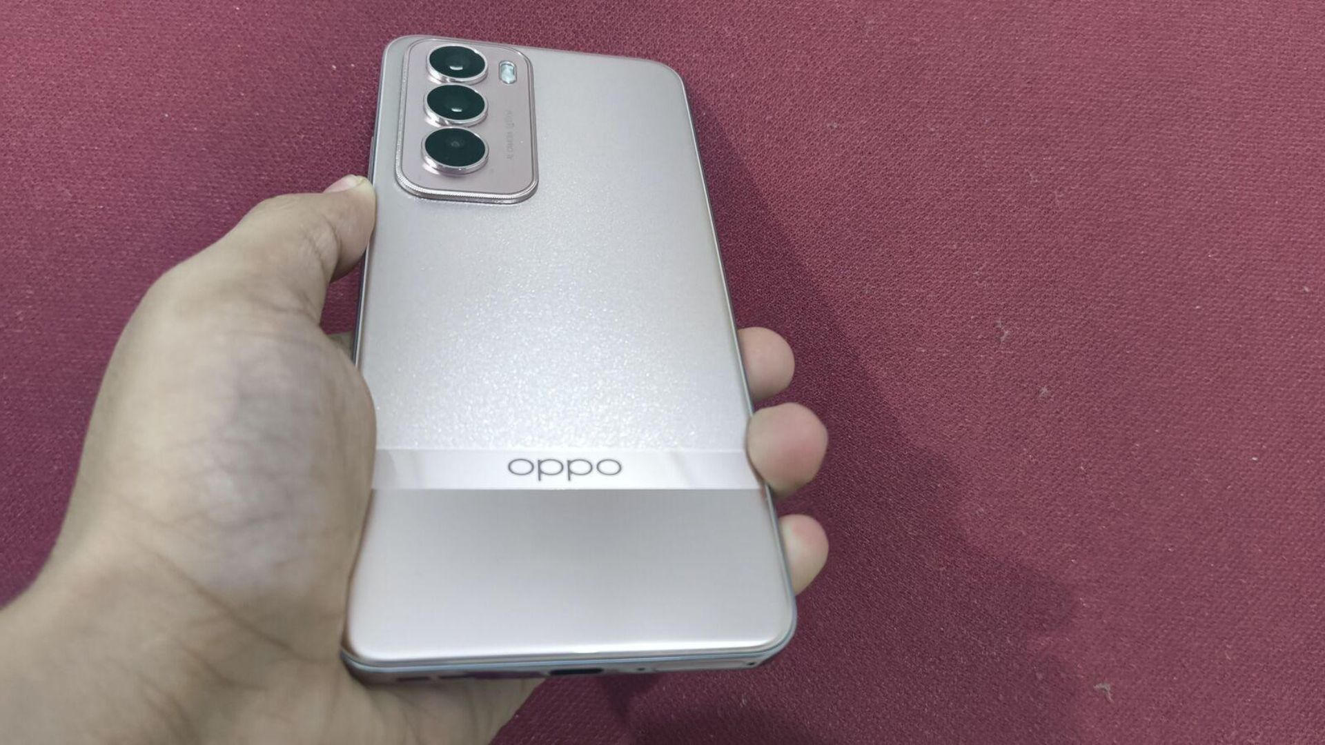 Oppo Reno 15 Pro Max এর খারাপ দিকগুলো জানেন? কিনবেন নাকি ভাবছেন?
