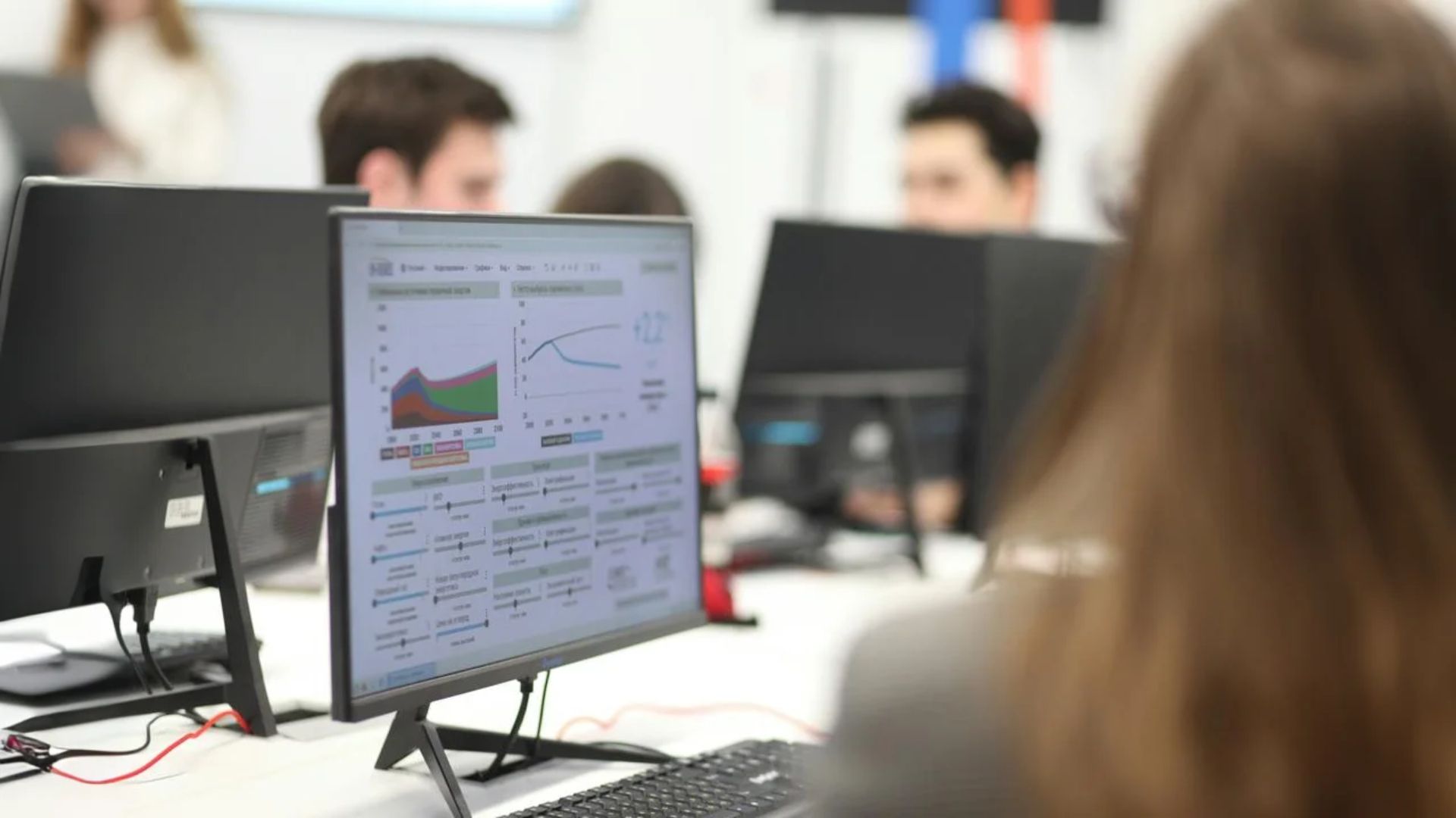 ভবিষ্যৎ পূর্বাভাস: ২০২৬ সালে কী হতে যাচ্ছে?