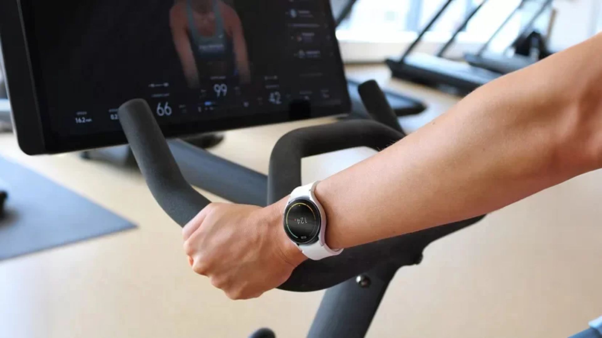 ইউজারদের সাথে কানেক্টিভিটি এবং বর্তমান প্রেক্ষাপট