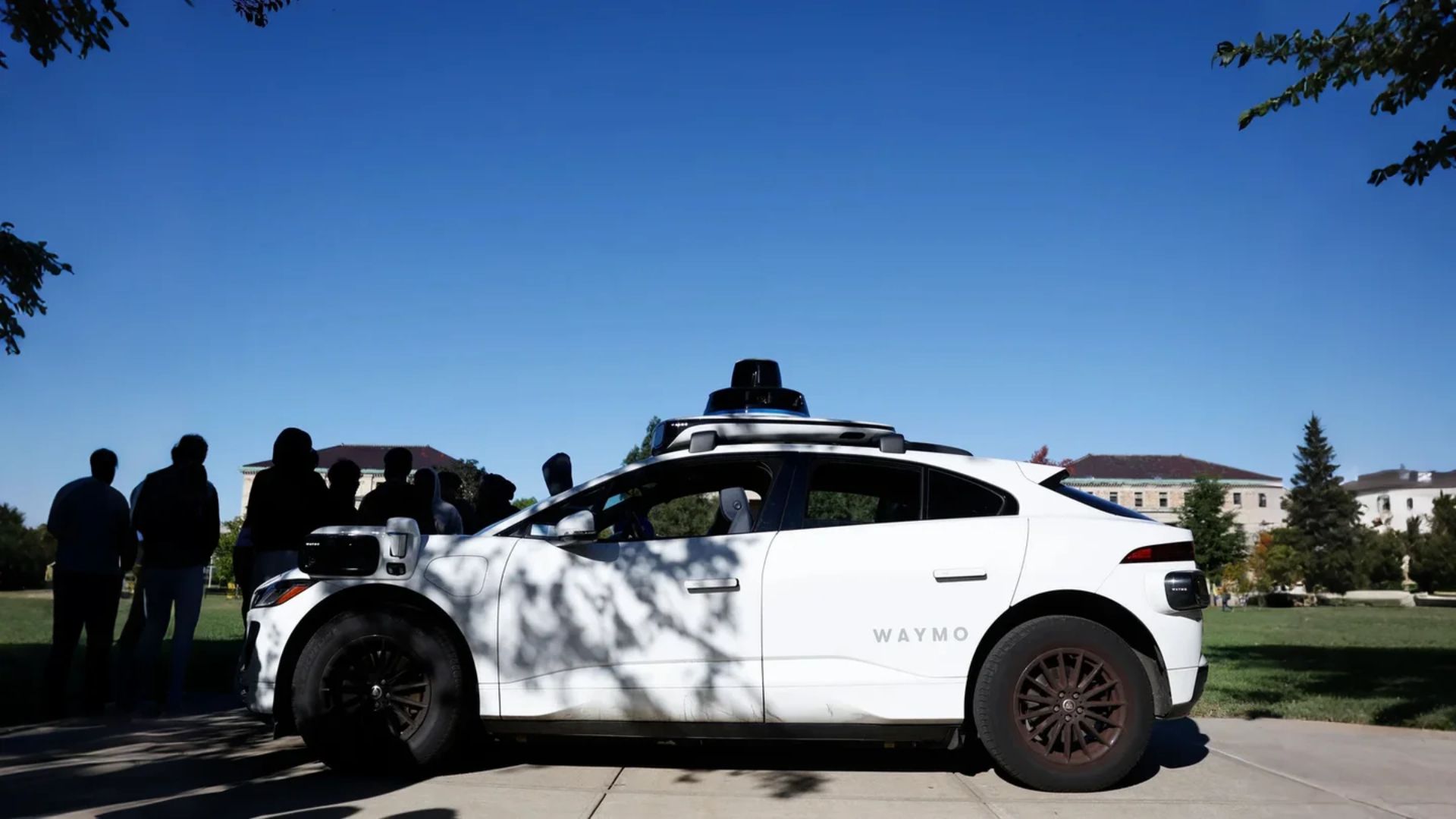 চ্যালেঞ্জ ও নিরাপত্তা