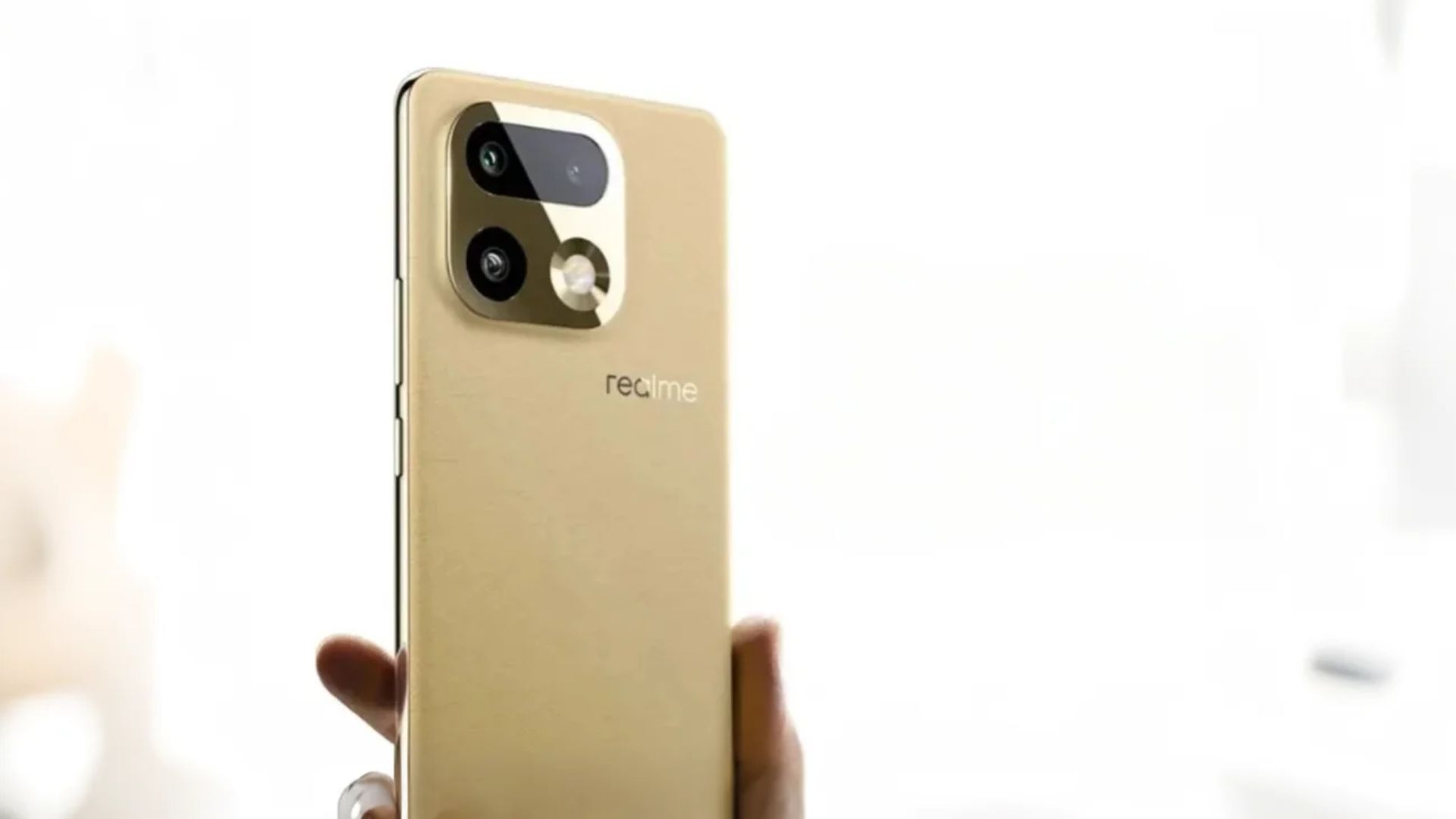 অসাধারণ Display এবং উন্নত Security