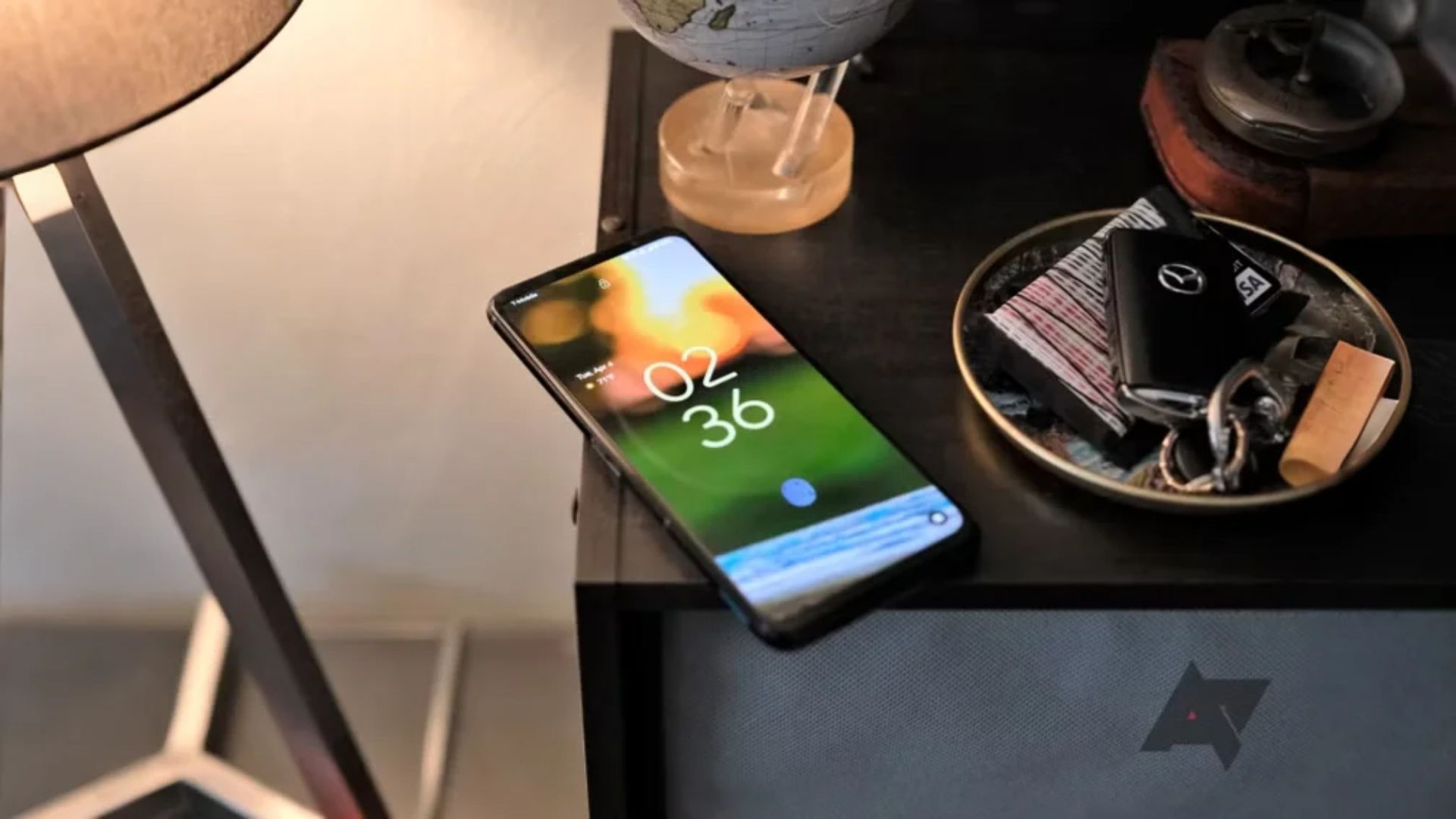 ডিসপ্লে এবং ক্যামেরা