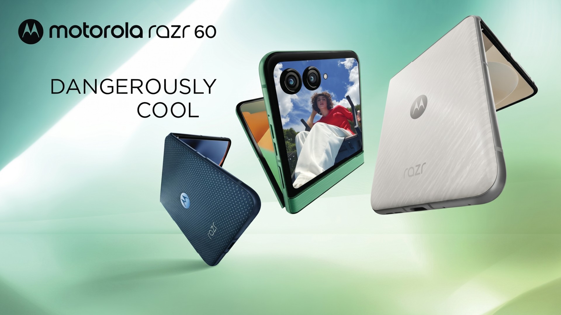 Motorola Razr Fold এর গ্র্যান্ড এন্ট্রি! Snapdragon 8 Gen 5, 8.1” Main Display, 6, 000mAh Battery আর #1 DXOMARK Camera-র এই দুর্ধর্ষ ফোনটি হতে যাচ্ছে স্মার্টফোন মার্কেটের এক সুপার-সুনামি!