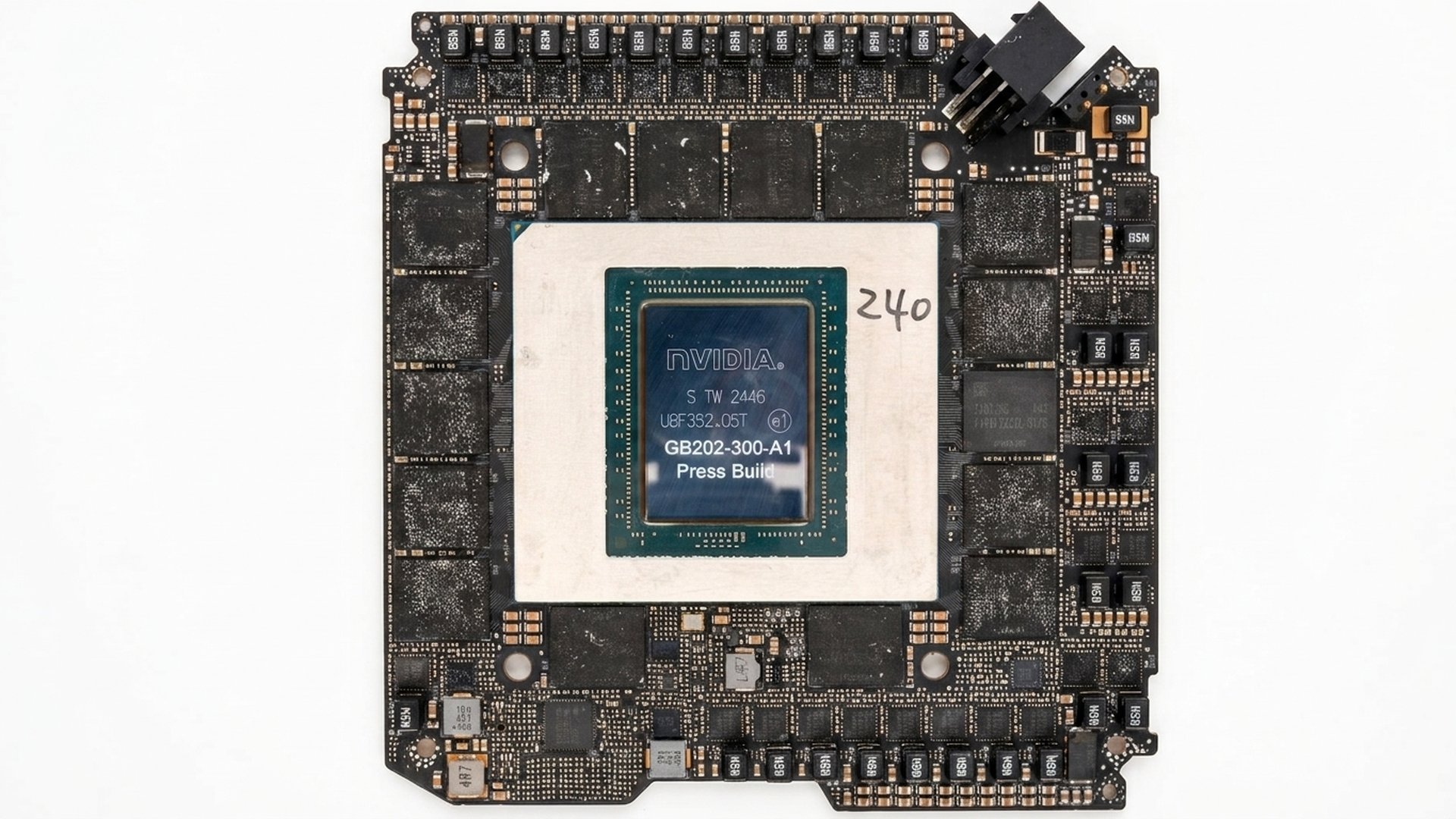 দানবীয় RTX 5090 ও ধরাশায়ী! নতুন Gears of War গেমের গ্রাফিক্স দেখে সবার মাথা নষ্ট!