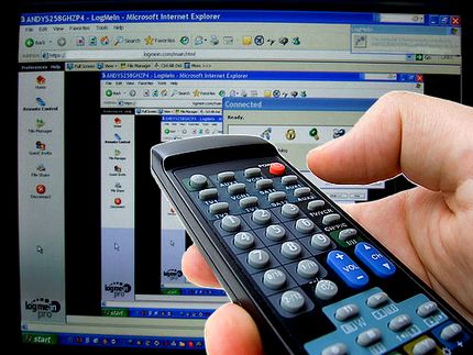 এখন আপনার বন্ধু বা যে কারো PC  এর  control  থাকবে আপনার হাতে। TeamViewer এর সাহায্যে।