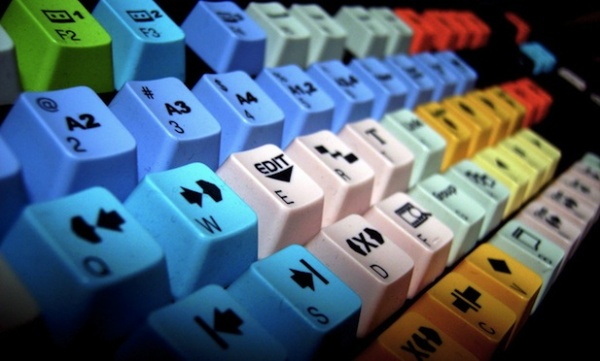 ভিডিও এডিটিং এ আপনার ক্যারিয়ার গড়ুন [১ম-পর্ব] :: ভিডিও এডিটিং একটি সৃজনশীল এবং সম্মানজনক পেশা