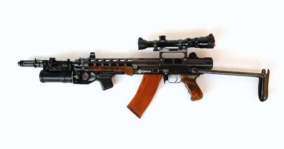 Onamning kokraklarini emiz Mening klitorim ogriyapti va kichik sivilceler bor.