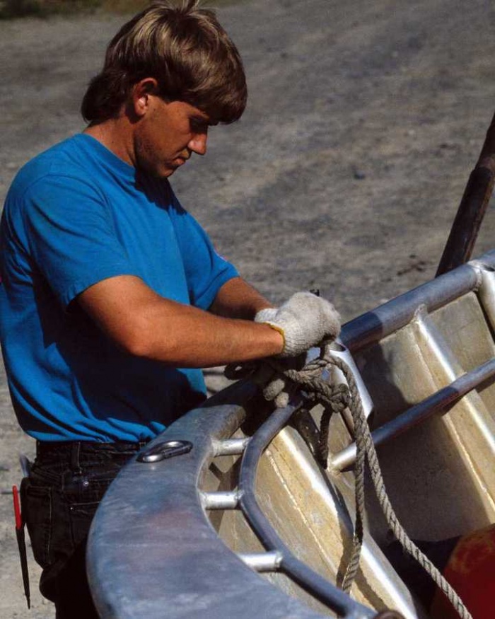 যারা জানেন তারা জানিয়ে উপকৃত করবেন আশা করছি………