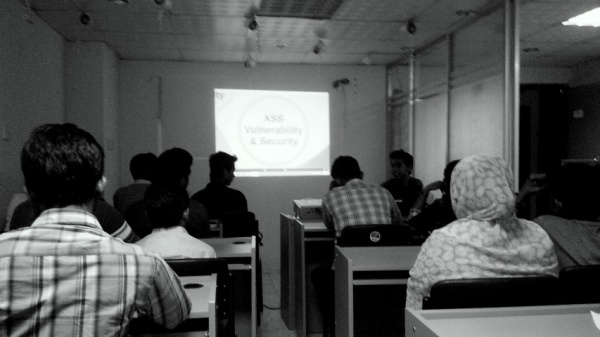 এক্সএসএস ভিত্তিক ওয়েবসাইট দুর্বলতা এবং নিরাপত্তা সম্পর্কে জানানোর চেষ্টা করা হচ্ছে... | Aluminium Security