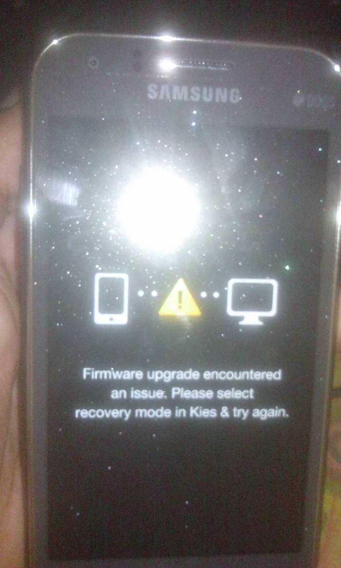 ERRO firmware upgrade encountered an issue= এই সমস্যার সমাধান কেউ কি দিতে পারবেন?