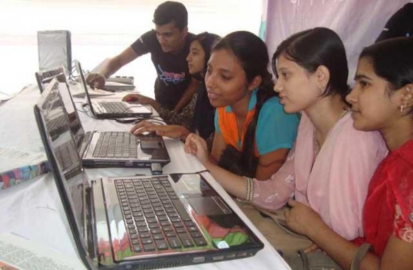 সাহায্য করেন ভাই,প্লিজ ভাই ……….ভাই