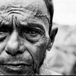 Profile picture of বিবর্ণ মানব