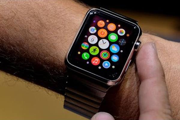 অ্যাপল স্মার্টওয়াচের ব্যবহারকারীর হয় চুলকানি