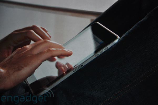 apple-creation-0416-rm-eng