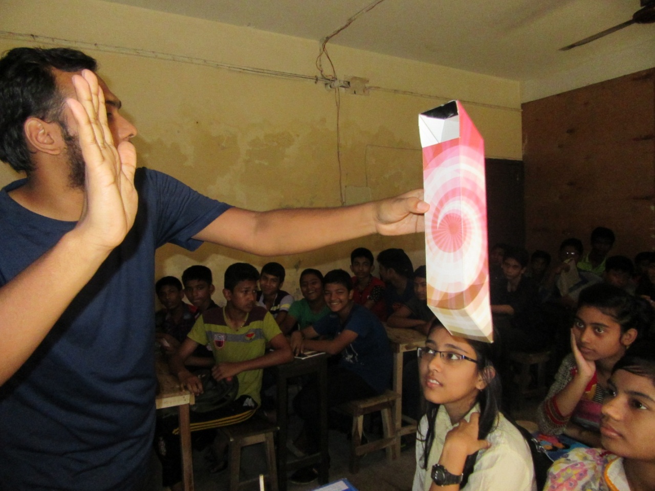 বিজ্ঞানবাক্সে এসব জিনিস না থাকার কারণে আমরা আন্তরিকভাবে দুঃখিত!