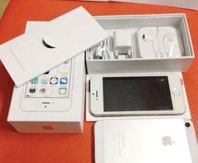 ভুয়া আইফোন চেনার উপায়। দেখে ‍নিন কাজে লাগতে পারে।