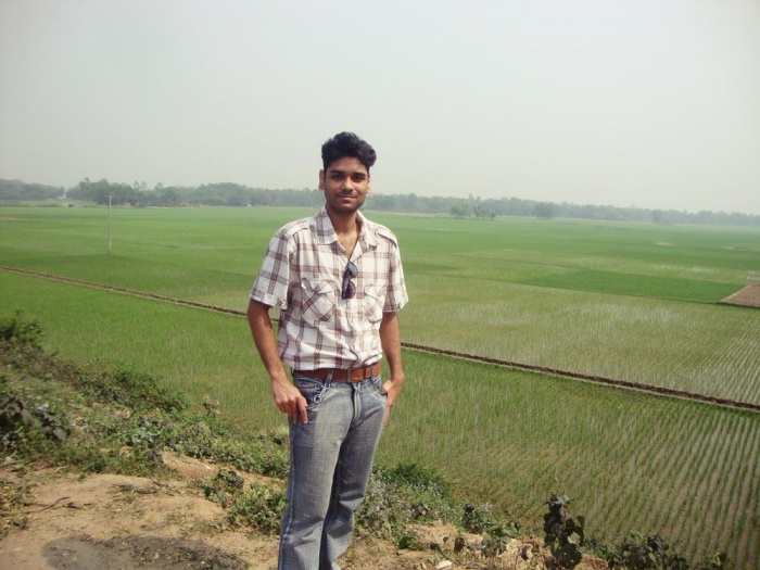 হবিগঞ্জের একটা গ্রামে তমাল আনোয়ার