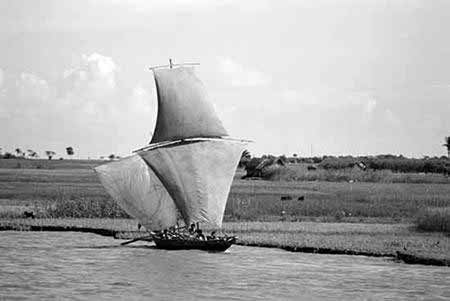 বাংলার ঐতিহ্যকে এগিয়ে নিন এবং একটু উৎসাহ দিন।