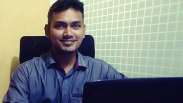 একজন ফ্রীলেন্সার ওয়েব ডেভেলপার মাসে কত টাকা আয় করতে পারে?