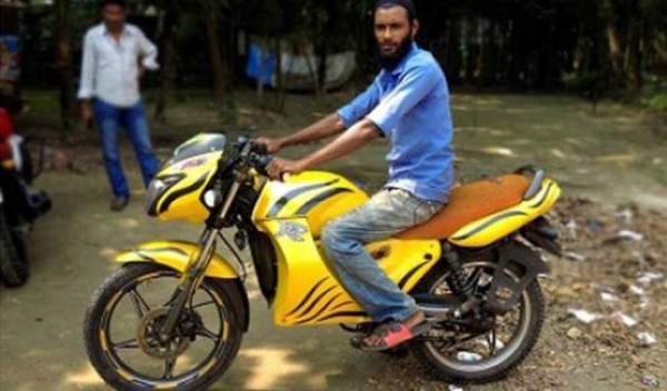 দেশে তৈরী প্রথম জ্বালানি বিহীন মোটর সাইকেল!! ১৫০ কিলোমিটার যাবে মাত্র ১২ টাকা খরচে!!