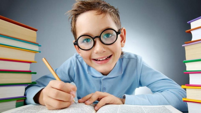 আর কতদিন নিজেকে নিজে ঠকাবেন?