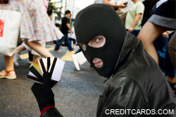 অনলাইনের ডলার কেনাবেচায় খুব সাবধান… আপনার কষ্টার্জিত ডলার হাতিয়ে নিতে ওঁৎ পেতে আছে প্রতারকের দল!