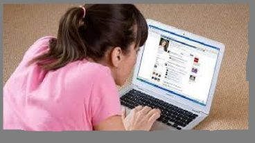 ফেসবুক প্রোফাইল পিকচারে লাইক সংখ্যা বাড়াবেন যেভাবে