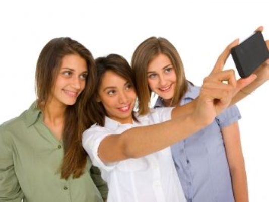 সেলফির মাধ্যমে কেনাকাটা ! এ ও কি সম্ভব?