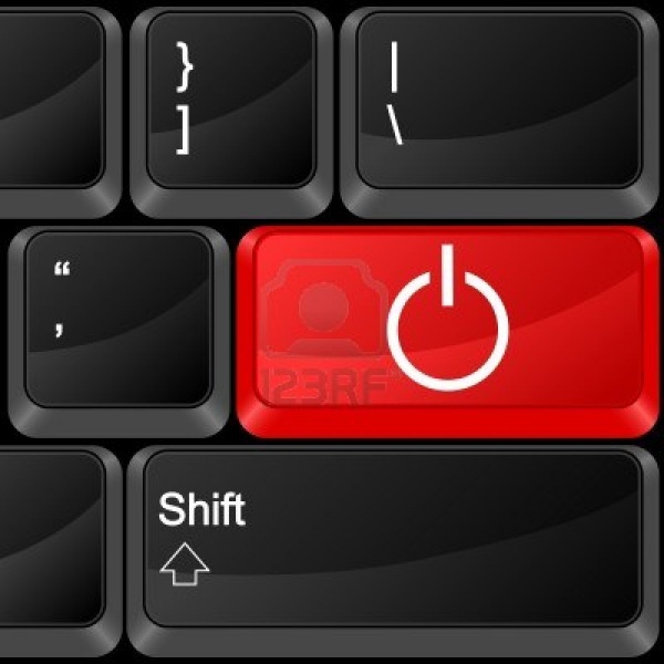 কম্পউটার চালু করুন মাউস এবং কিবোর্ড দিয়ে..