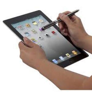 স্টাইলাস দিয়ে বড় আইপ্যাড আনার পরিকল্পনা অ্যাপল