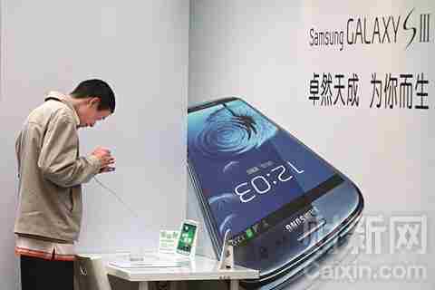 স্যামসাং চীনের বাজার ধরে রাখতে হিমশিম খাচ্ছে