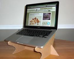 আপনি কি ল্যাপটপ ইউজ করেন? ল্যাপটপ খুব গরম হয়ে যায়? তাহলে এই টিউনটি আপনার জন্যই