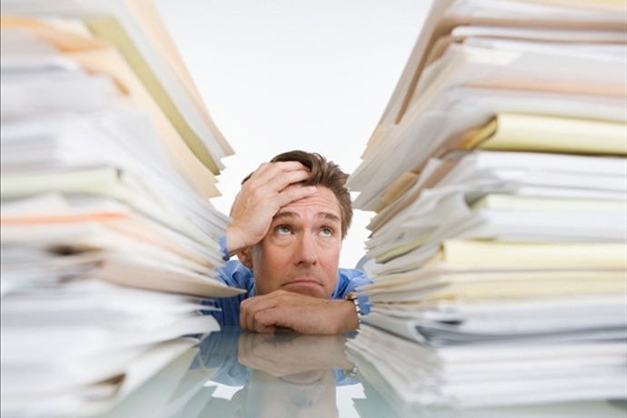 কাজ কখনই জমিয়ে রাখবেন না