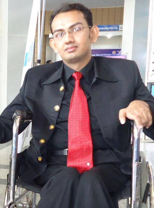 একজন অদম্য মেধাবী আইটি প্রফেশনালকে বাঁচিয়ে রাখতে সবাই এগিয়ে আসুন