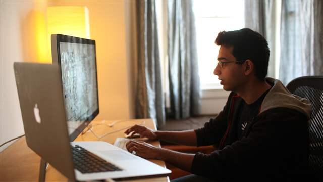 আপনার বাসা যখন অফিস! তখন কীভাবে  আপনার কাজকে আরও বেশি কার্যকারী এবং উপভোগ্য করে তুলবেন বিশেষভাবে অনলাইন পেশাজীবীদের জন্য  – আমার ২০০ তম টিউনের স্পেশাল আয়োজন