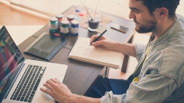 ফ্রিল্যান্সিংয়ে আমাদের সম্ভাবনা, ভবিষ্যৎ ও সমস্যাগুলো