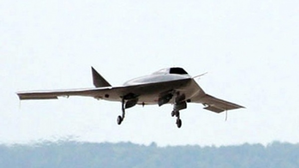 আধুনিক সমরপ্রযুক্তির বিস্ময়কর আবিষ্কারঃ পাইলটবিহীন ড্রোন বিমান