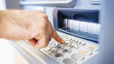 এটিএম পিন কেন শুধু ৪ সংখ্যার হয়??