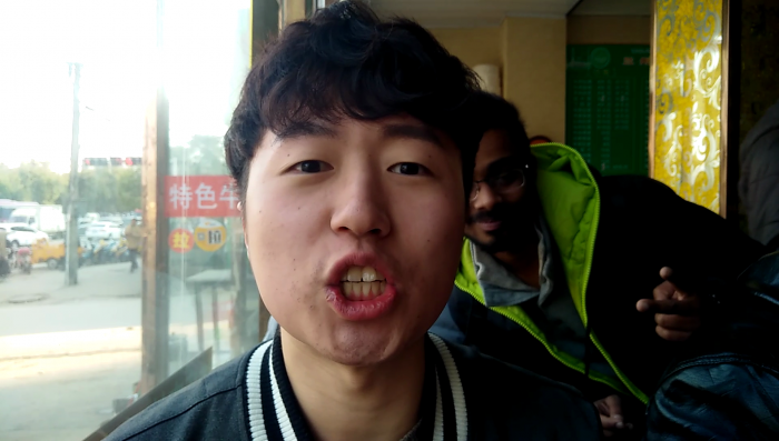 কেও মিস করবেন না, চরম প্রতিভার ছেলেটির মুখে কিভাবে বিট-বক্স করল দেখুন।