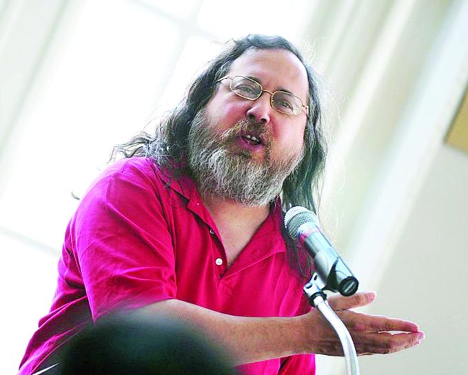 আসুন আমরা তাকে সম্মাননা জানাই