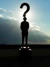 একটি ব্যক্তিগত সমস্যায় কেউ কি পরামর্শ দিয়ে সাহায্য করবেন?