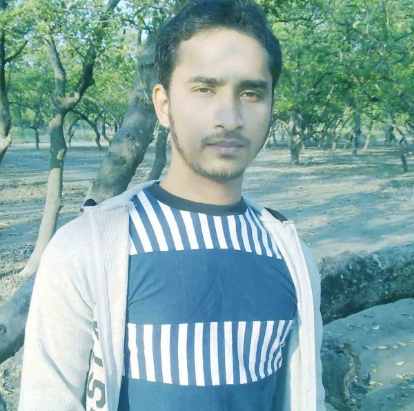 ভাই আমাকে সাহায্য করুন, প্লীজ এড়িয়ে যাবেন না, কষ্ট করে একটু দেখুন।