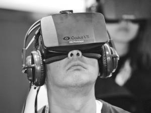 বাজারে আসছে অকুলাস ভিআর হেডসেট