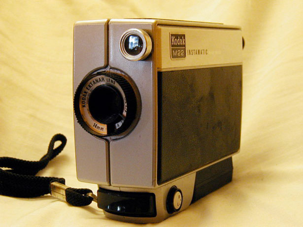 kodak_camera_instamatic_m22_face